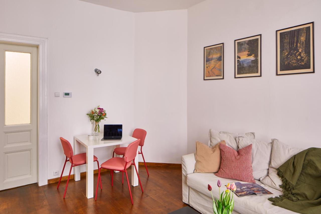 Prague Days - 1Bdr Apt W Netflix - Zizkov Tower Dış mekan fotoğraf